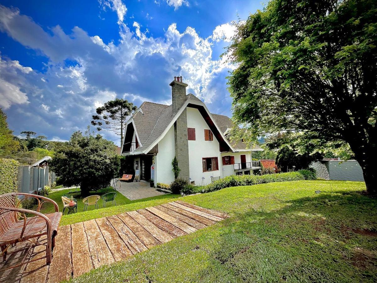 Guest house Casa Tres Rios - Campos do Jordao