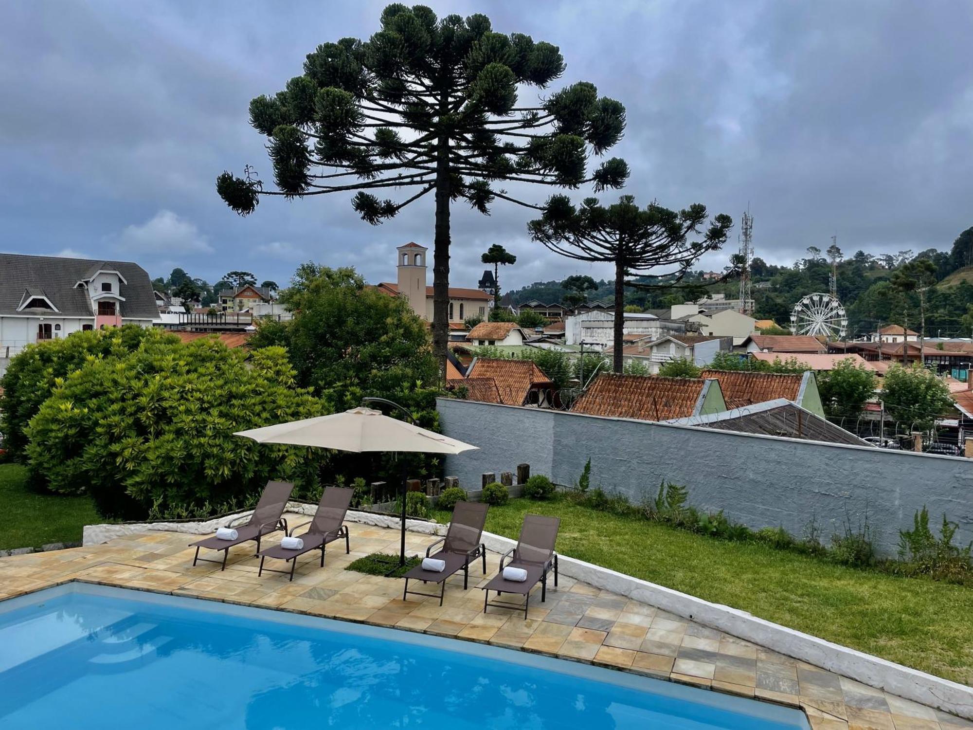 Guest house Casa Tres Rios - Campos do Jordao